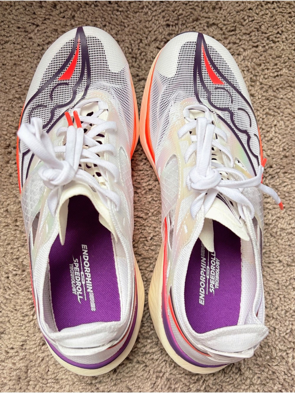 NWOT Saucony Men's Endorphin Elite White/Vizired Performance Running Shoes Size - Picture 5 of 7